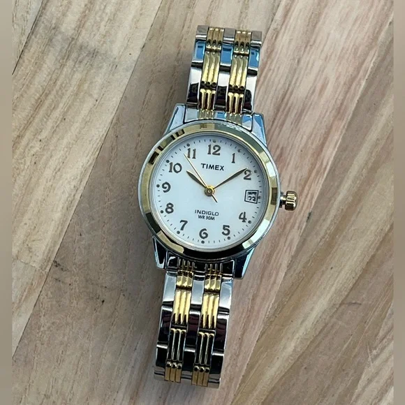Timex | Accessories | Timex Ladies Watch Indiglo White Dial  display picture 3